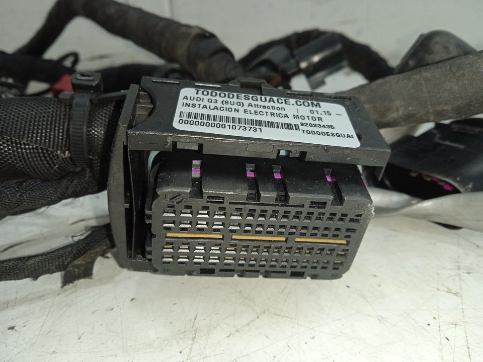 No identificado audi q3 (8ug) attraction