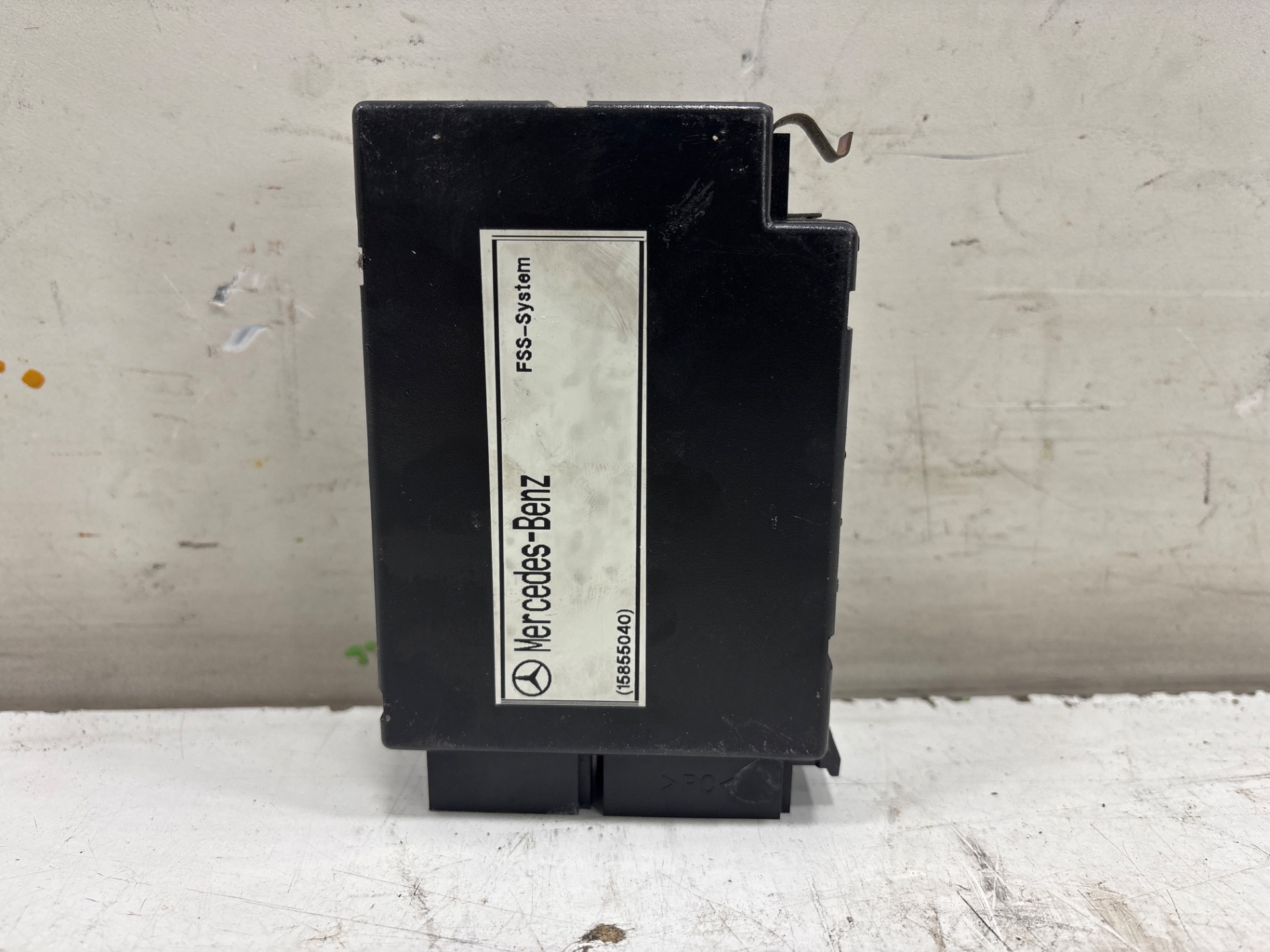 Unidad de control mercedes-benz atego 3-ejes 26 t bm 95024 (1998) 2528  (6x2)       om 906 la l 