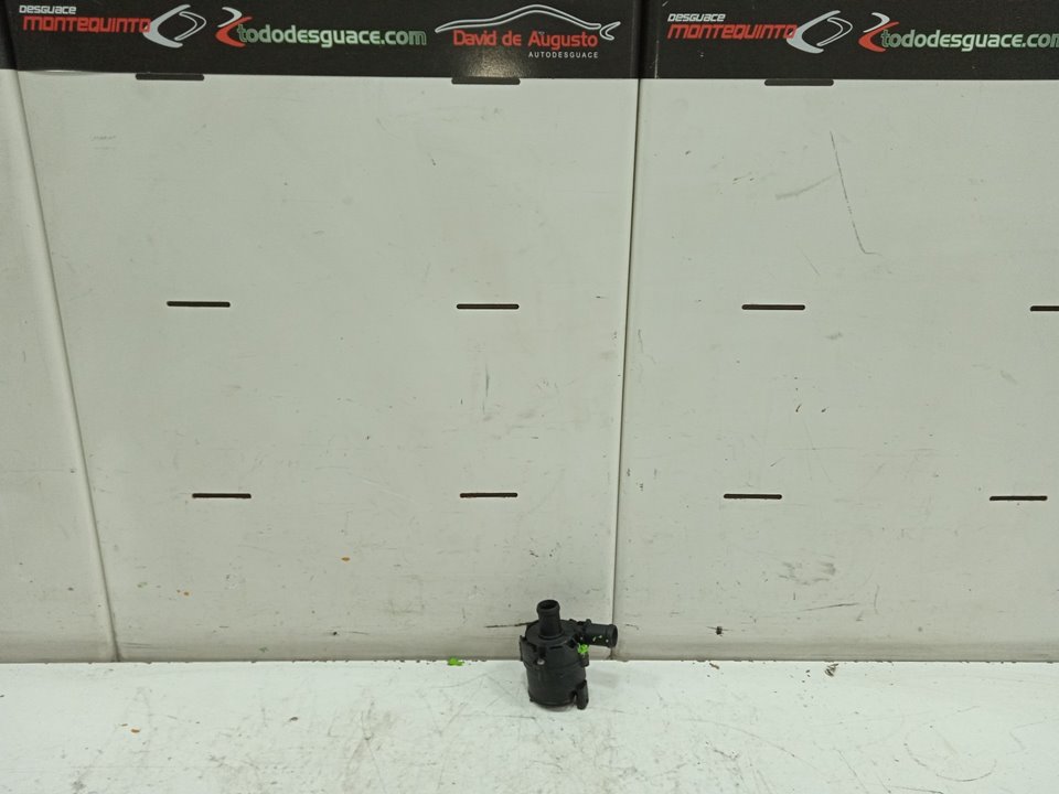 Bomba agua audi q3 (8ug) attraction