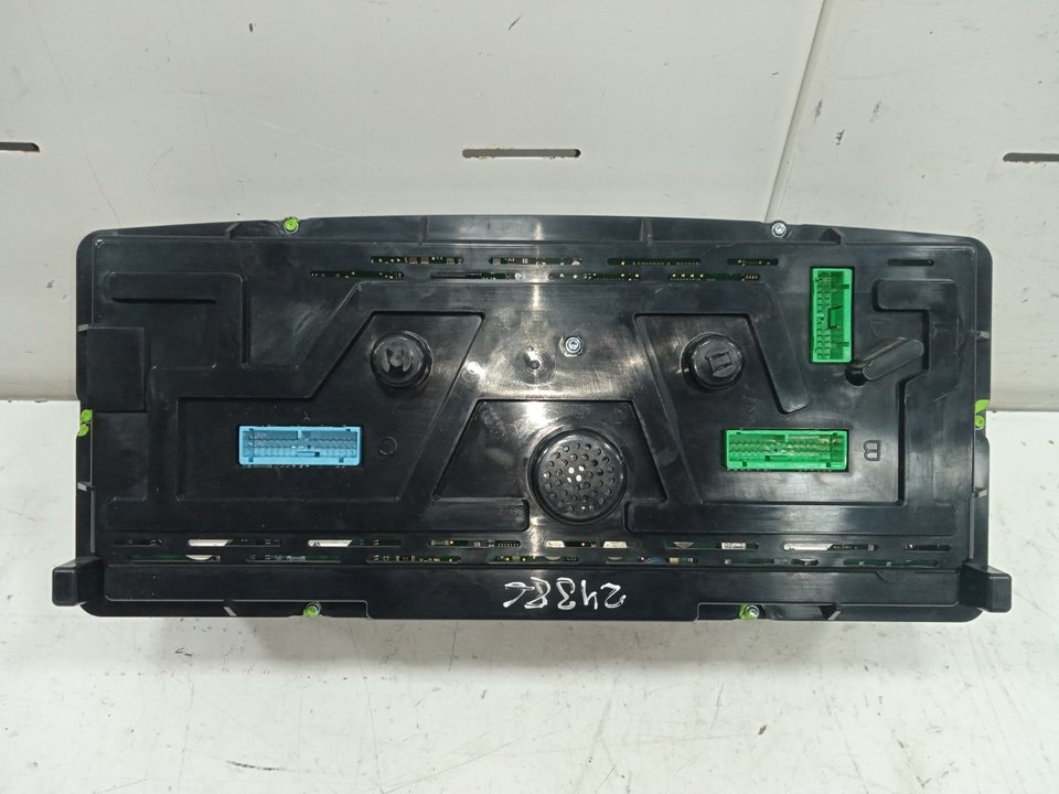 Cuadro instrumentos   no identificado