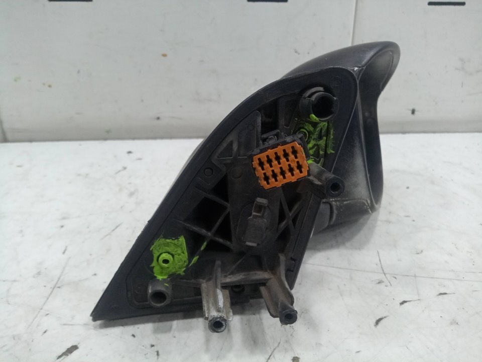 Retrovisor derecho citroen xsara picasso 1.6 hdi 90 exclusive