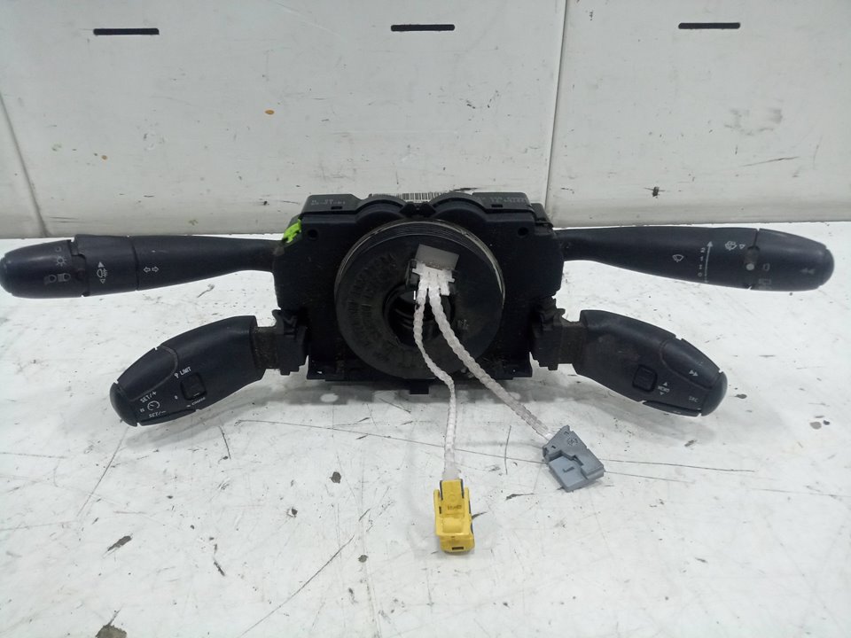 No identificado citroen xsara picasso 1.6 hdi 90 exclusive