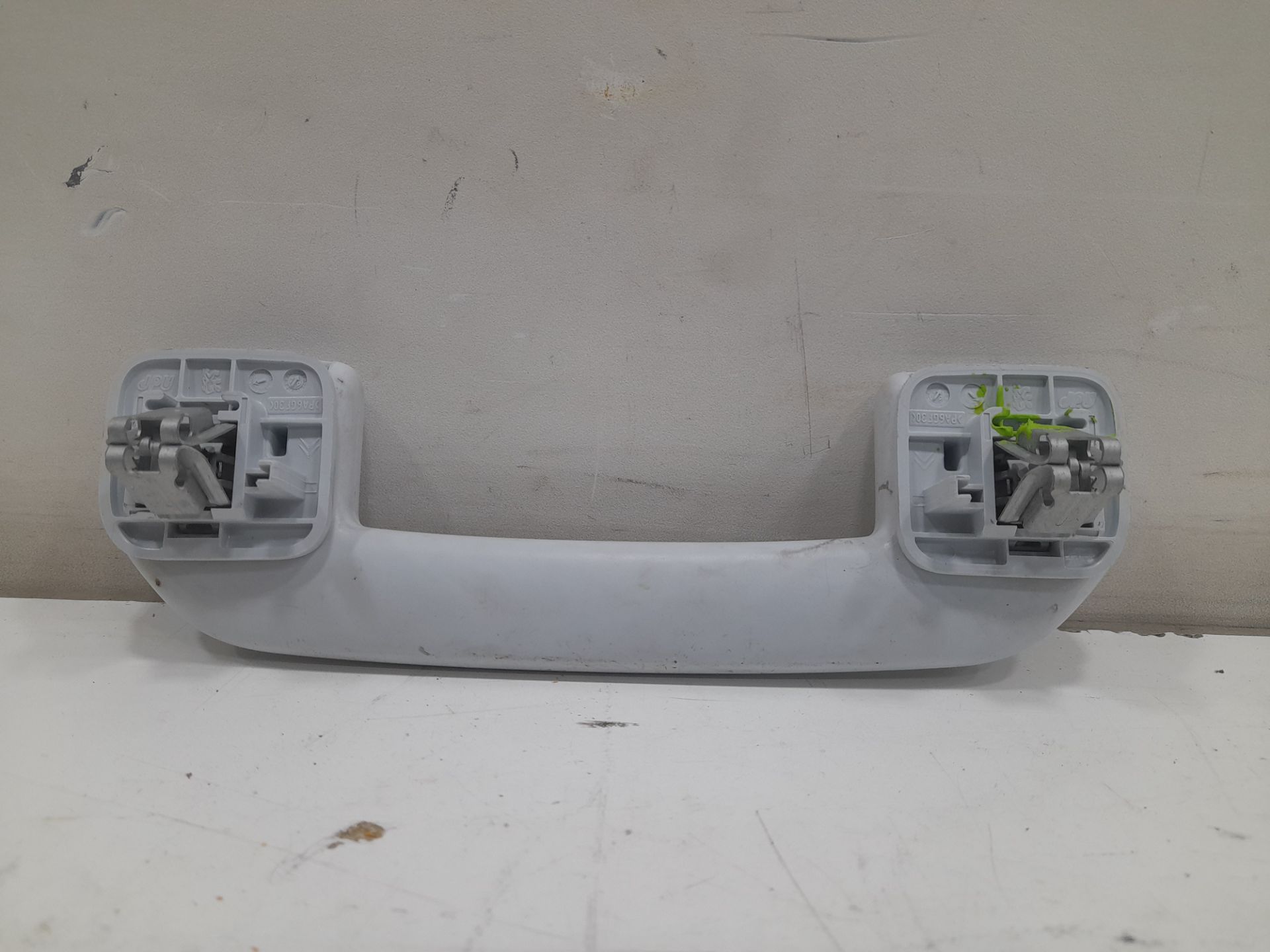 Asidero techo delantero izquierdo peugeot 308 active