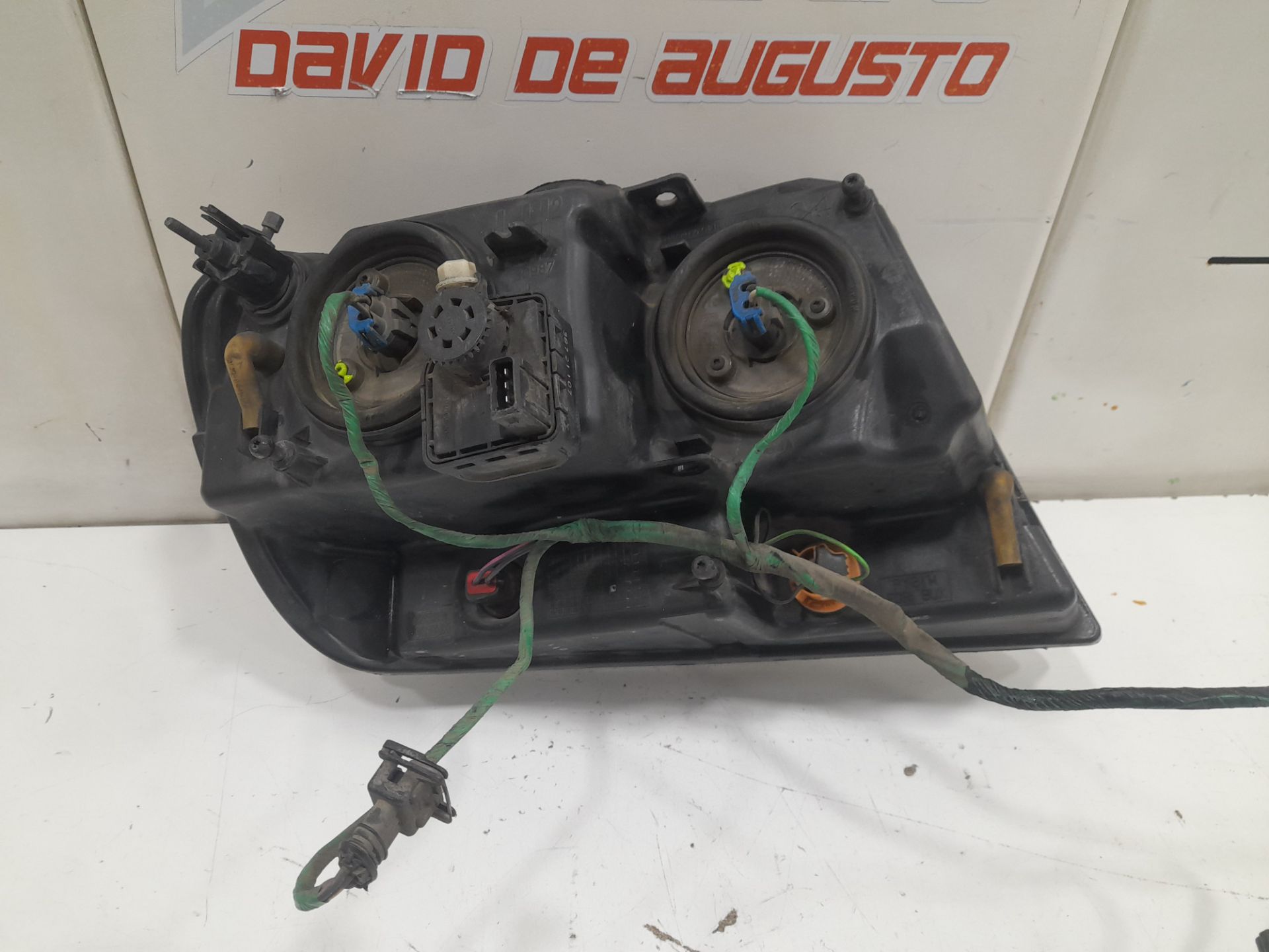 Faro izquierdo jeep grand cherokee (wjwg) 2.7 crd limited