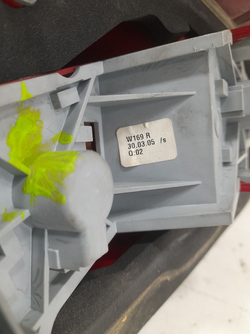 Piloto trasero derecho mercedes-benz clase a (bm 169) 