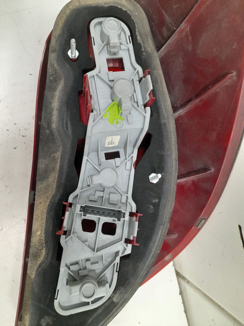 Piloto trasero izquierdo mercedes-benz clase a (bm 169) 