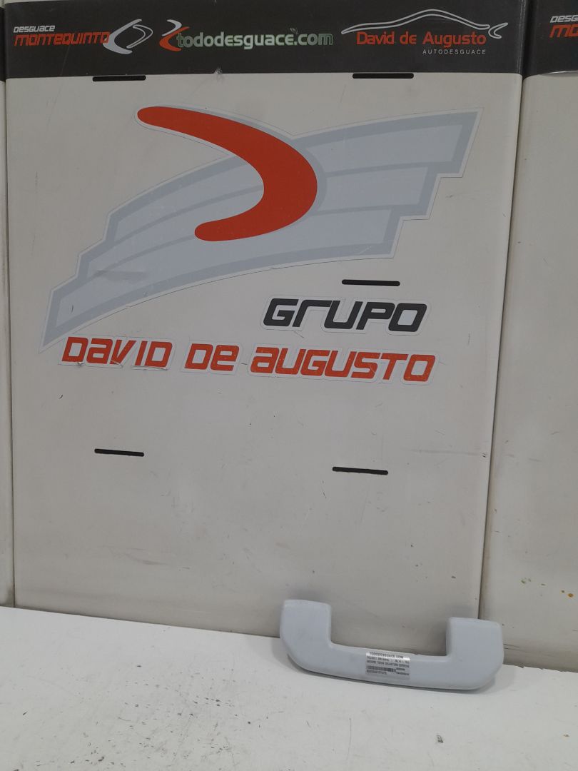 Asidero techo delantero derecho peugeot 308 active