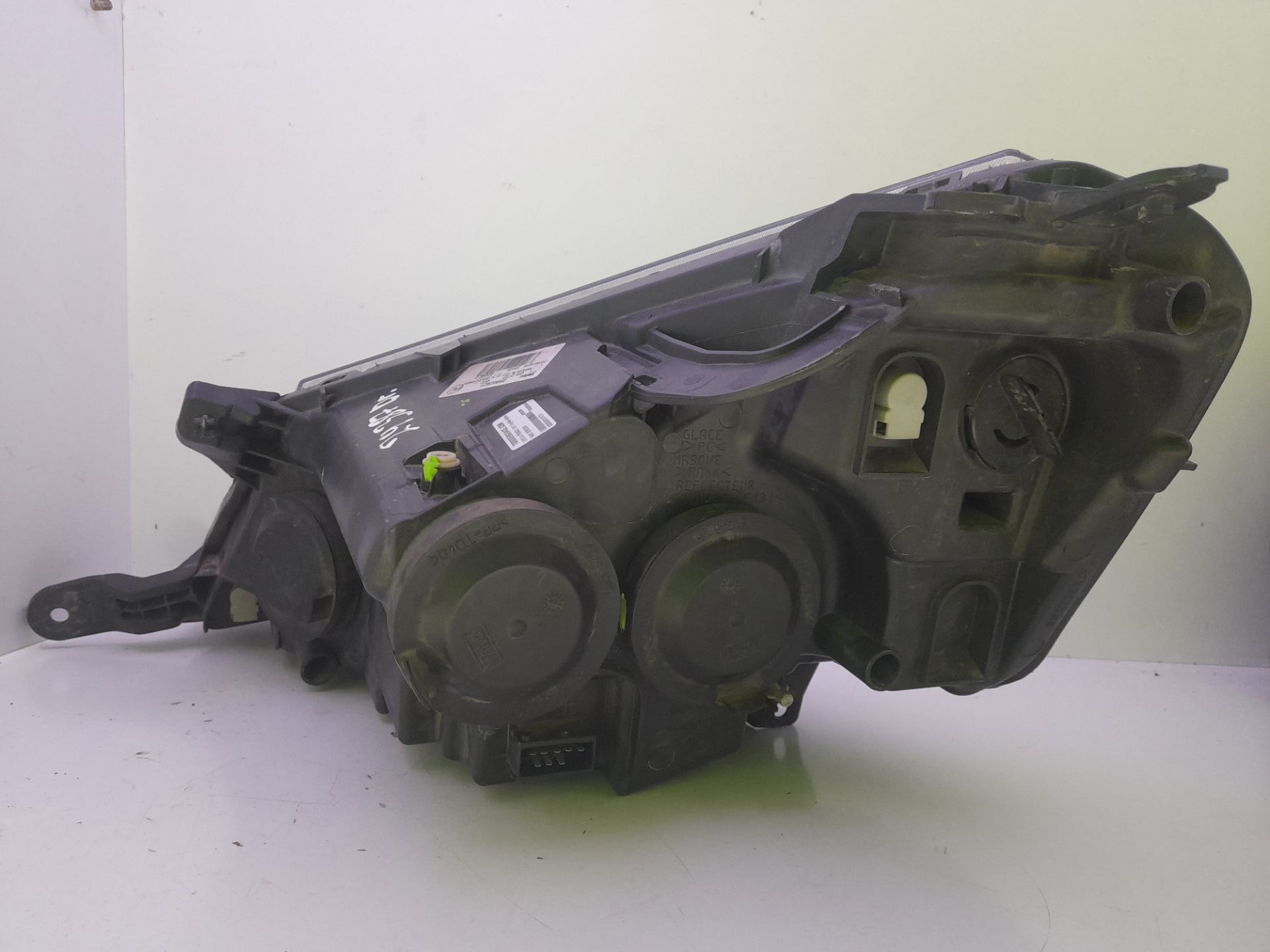 Faro derecho l1h1 furgón active