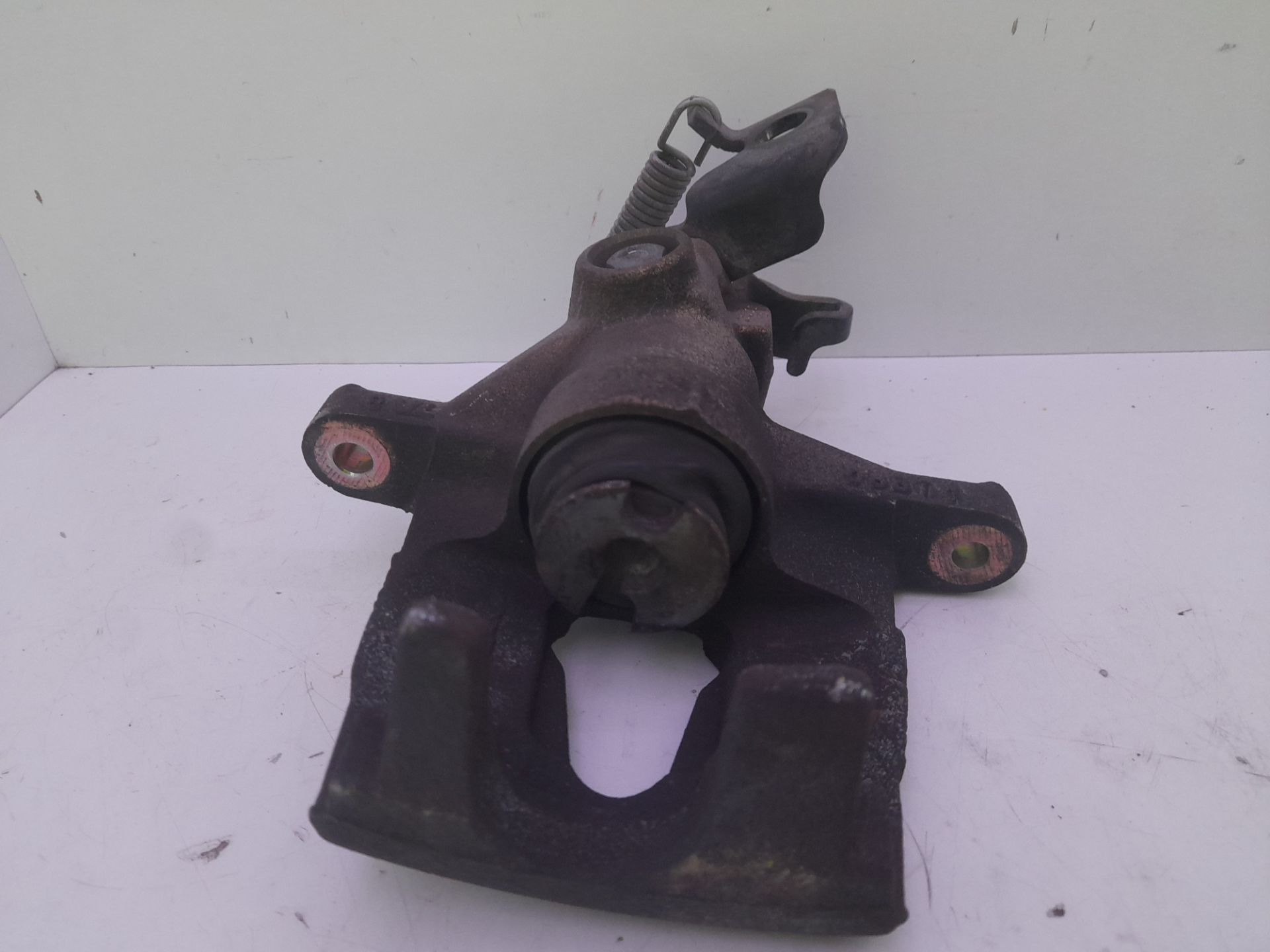 Pinza de freno trasera derecha ford mondeo berlina (ge) ambiente