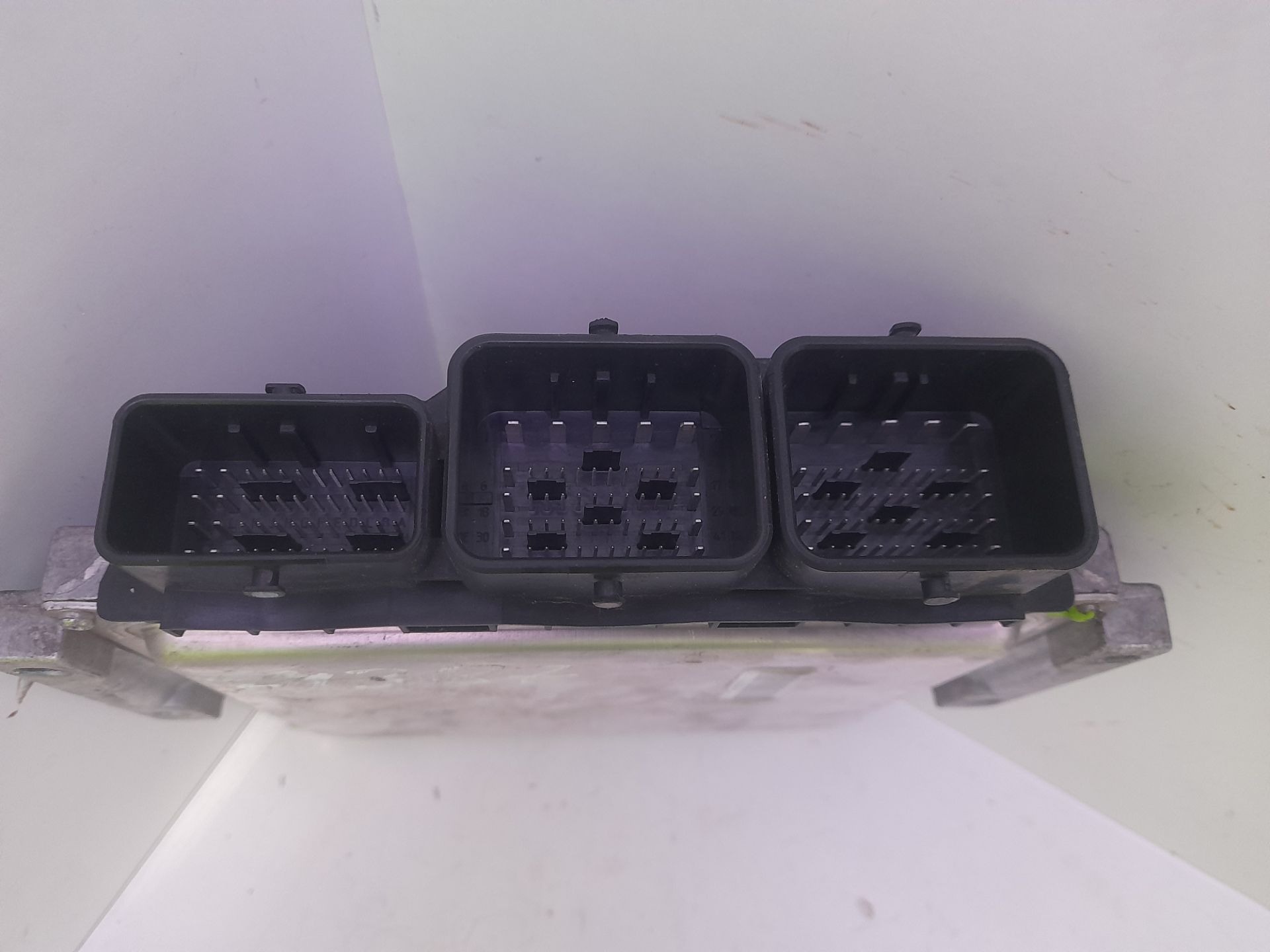 Centralita motor uce l1h1 furgón active