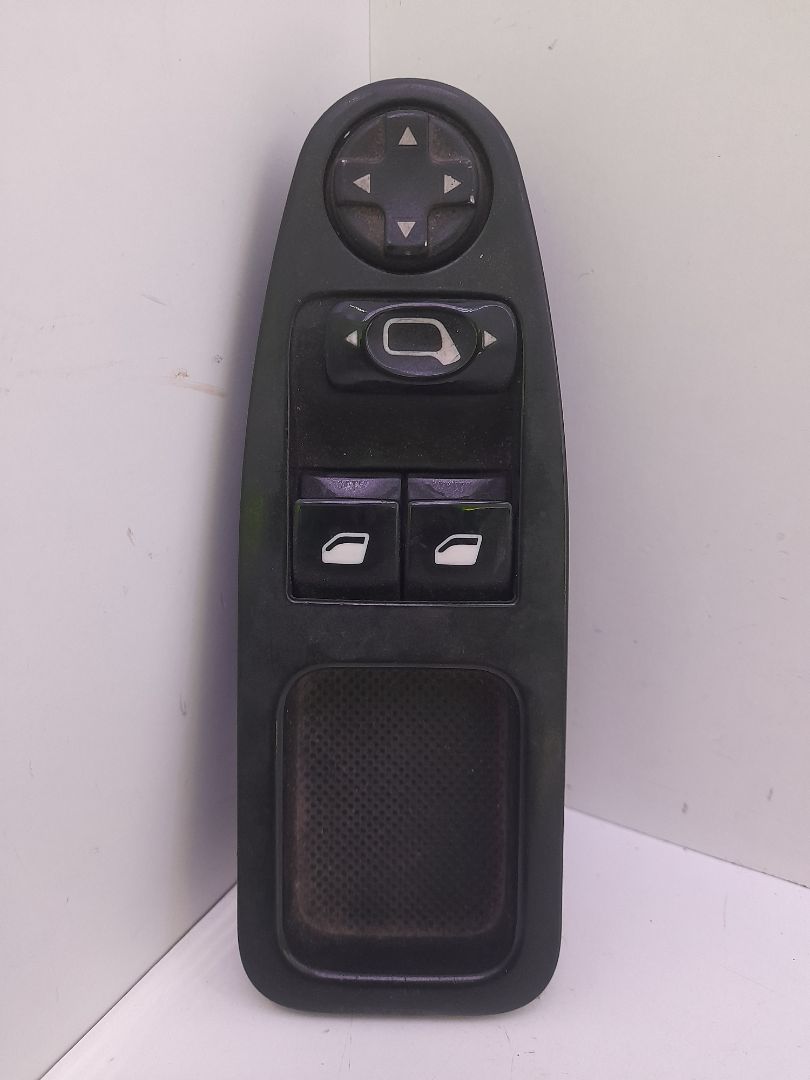 Mando elevalunas delantero izquierdo l1h1 furgón active