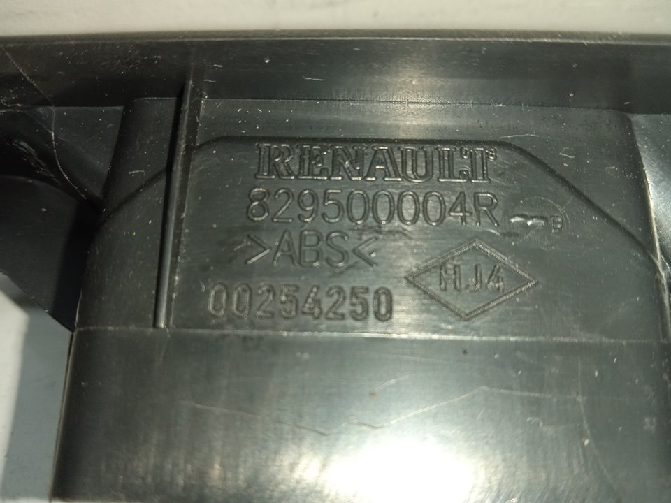 Mando elevalunas trasero izquierdo renault megane iii berlina 5p bose edition