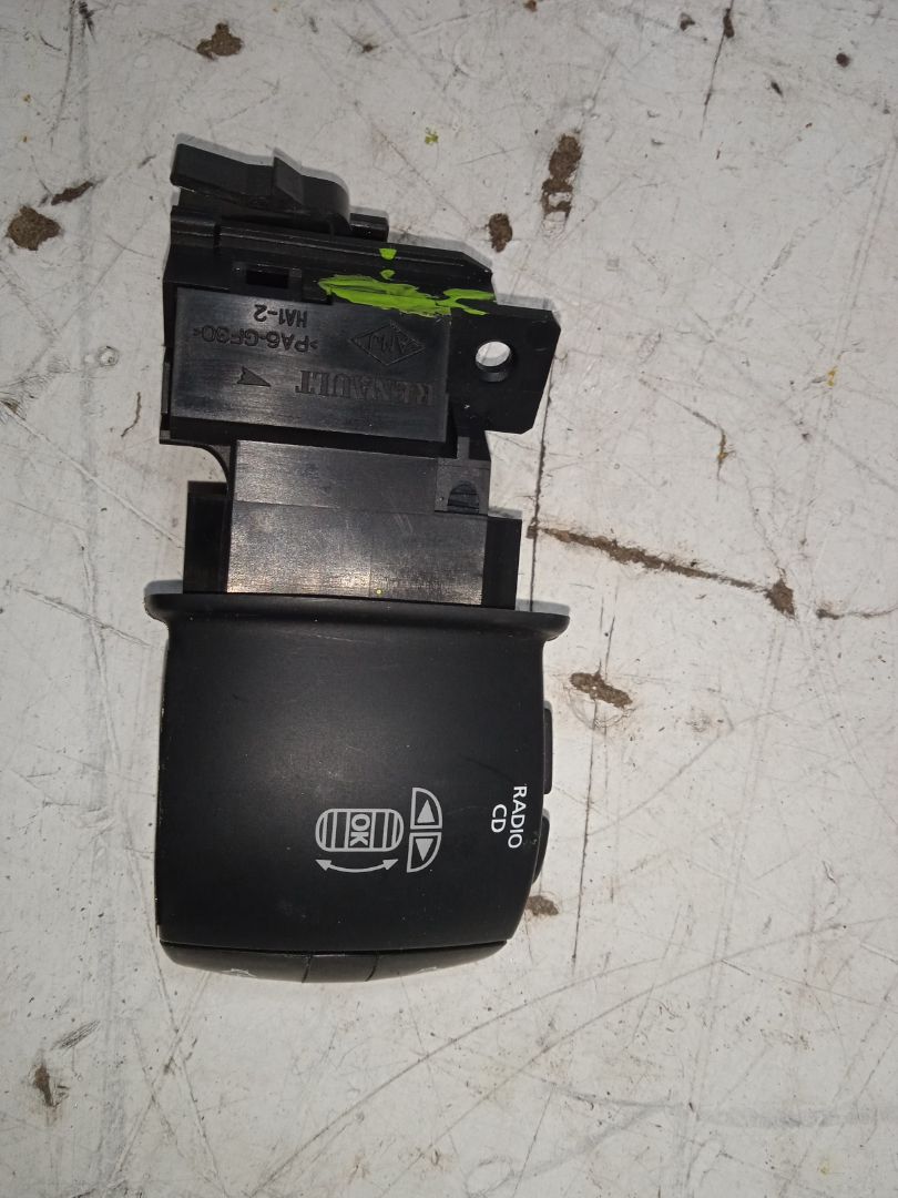 Mando multifuncion renault megane iii berlina 5p bose edition