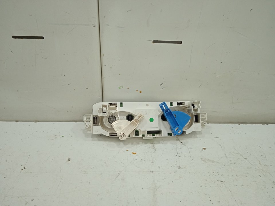 Mando calefaccion / aire acondicionado renault megane iii berlina 5p bose edition