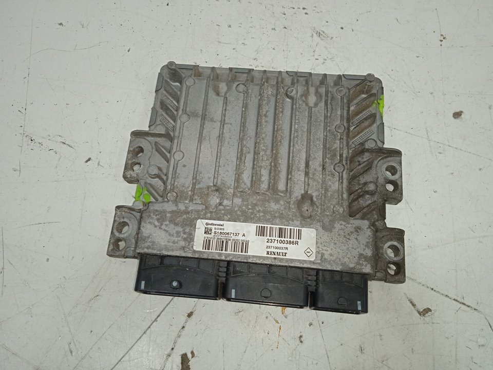 Centralita motor uce renault megane iii berlina 5p bose edition