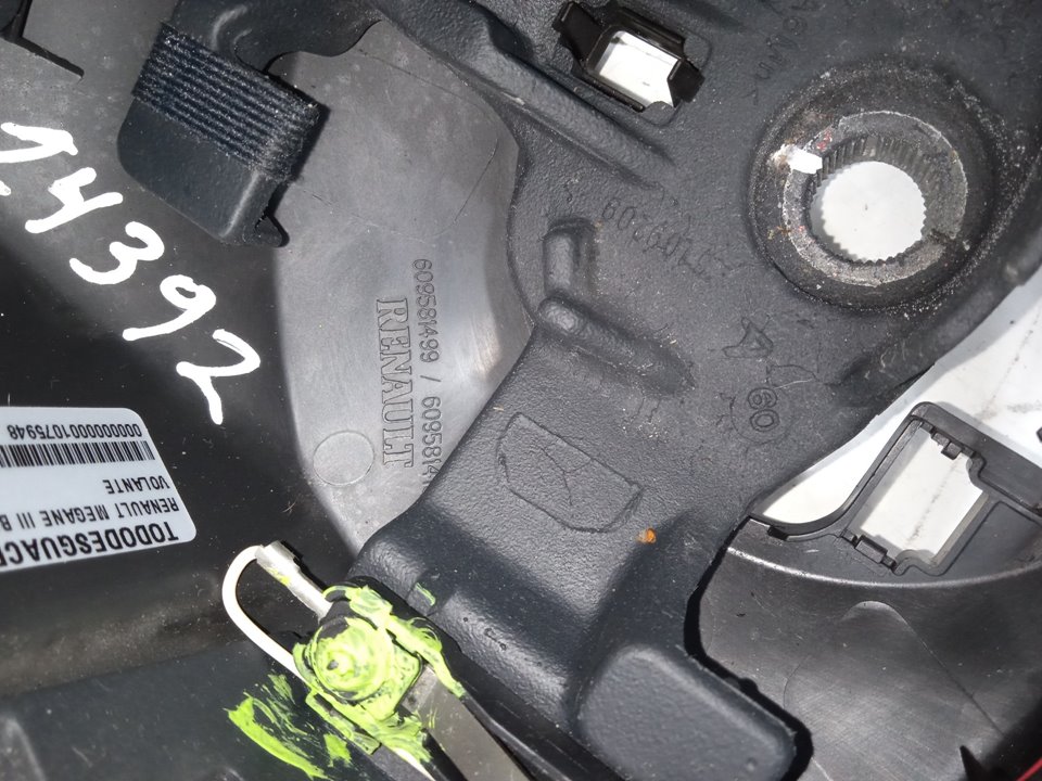 Volante renault megane iii berlina 5p bose edition