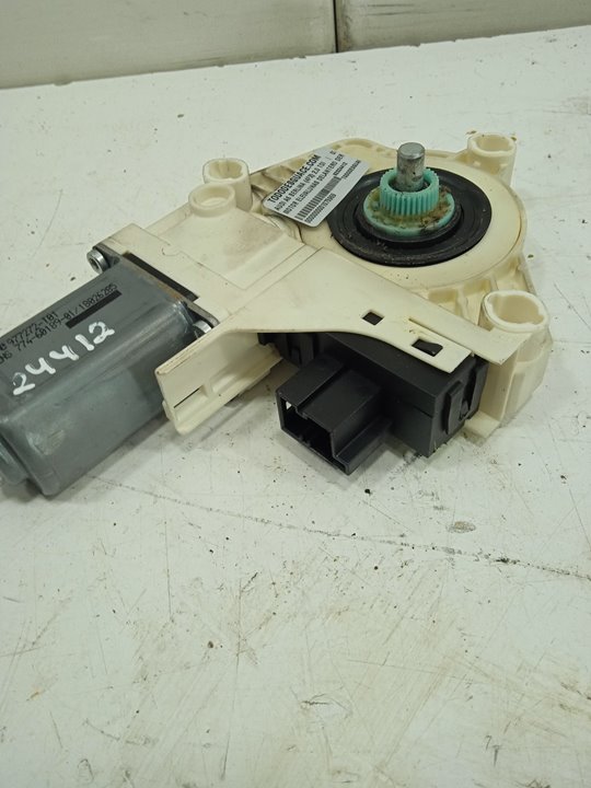 Motor elevalunas delantero derecho audi a6 berlina (4f2) 2.0 tdi