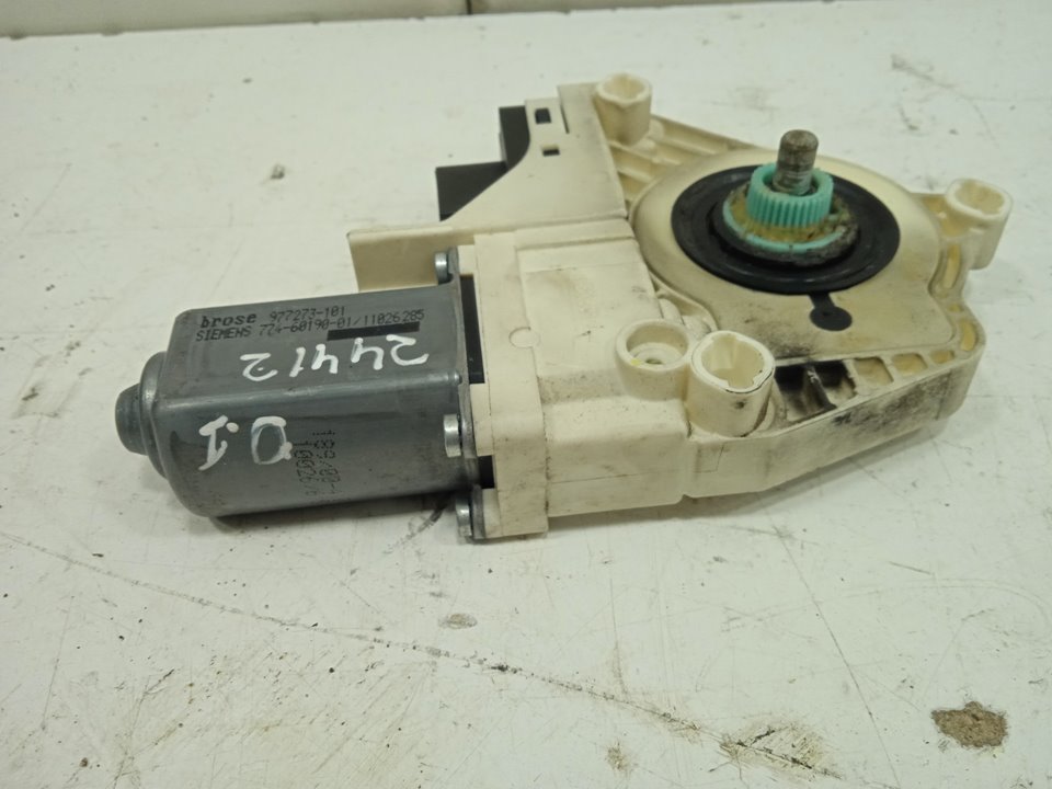 Motor elevalunas delantero izquierdo audi a6 berlina (4f2) 2.0 tdi