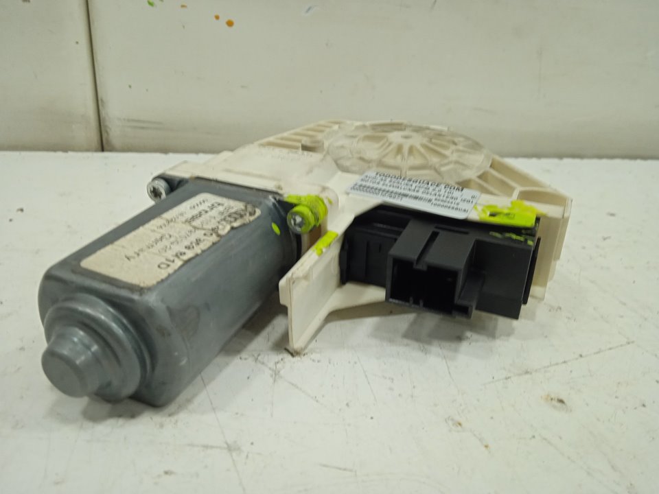 Motor elevalunas delantero izquierdo audi a6 berlina (4f2) 2.0 tdi