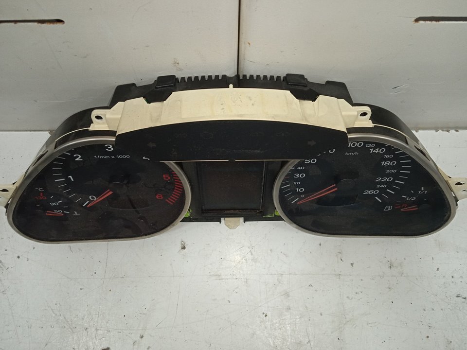 Cuadro instrumentos audi a6 berlina (4f2) 2.0 tdi