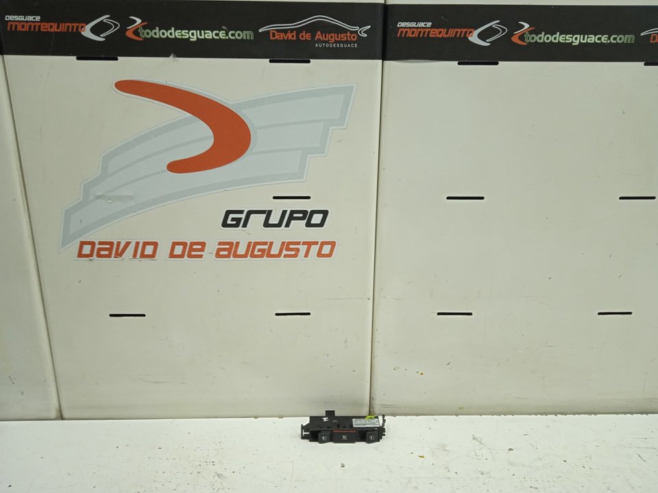 Mando elevalunas delantero izquierdo nissan micra (k12e) acenta