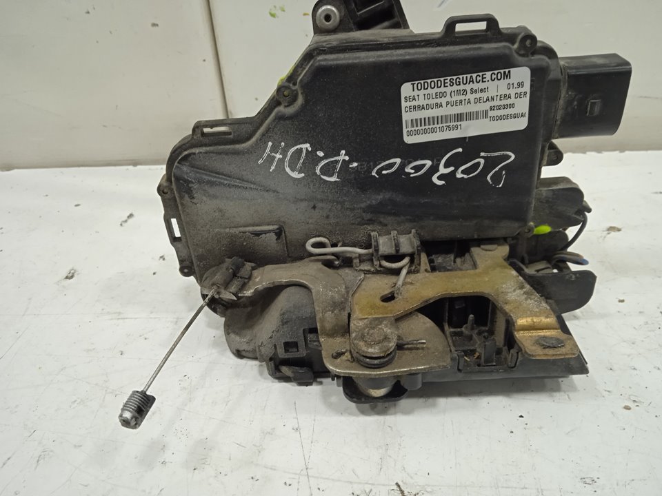 Cerradura puerta delantera derecha seat toledo (1m2) select