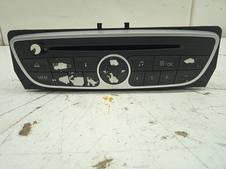 Sistema audio / radio cd renault megane iii berlina 5p bose edition