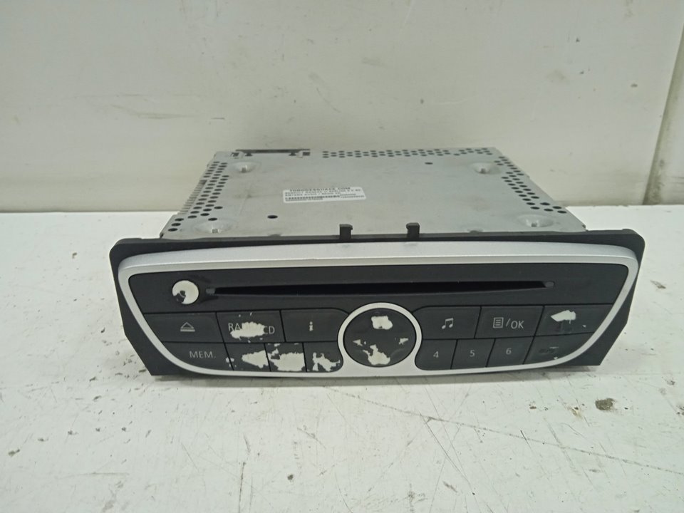 Sistema audio / radio cd renault megane iii berlina 5p bose edition