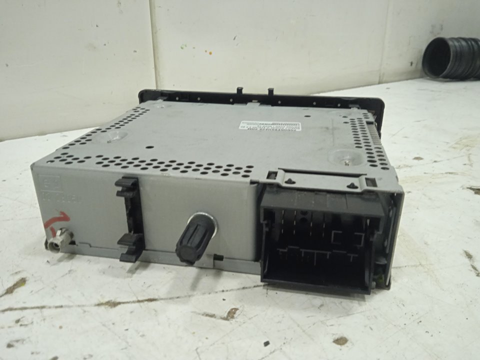 Sistema audio / radio cd renault megane iii berlina 5p bose edition