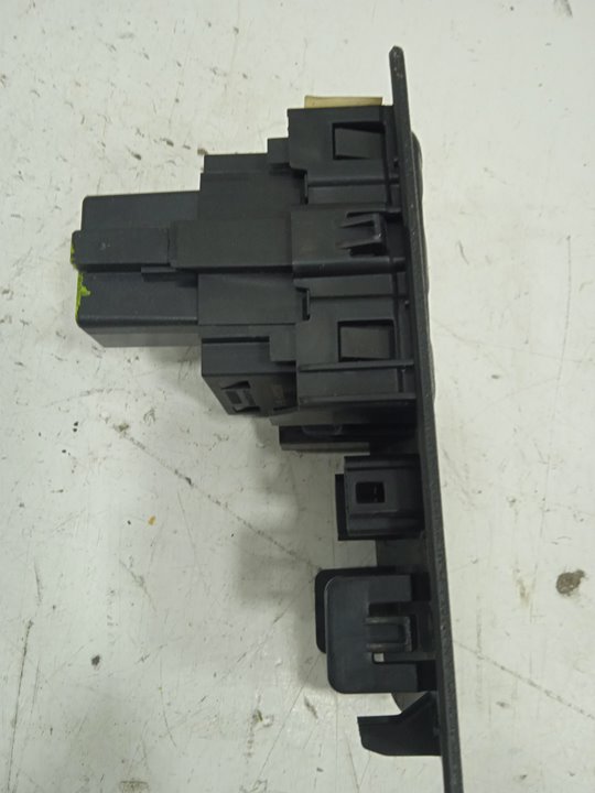 Mando multifuncion renault megane iii berlina 5p bose edition