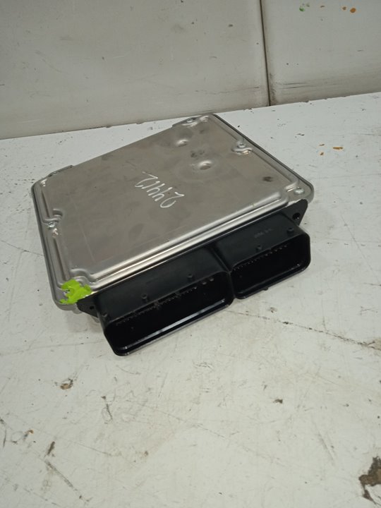 Centralita motor uce audi a6 berlina (4f2) 2.0 tdi