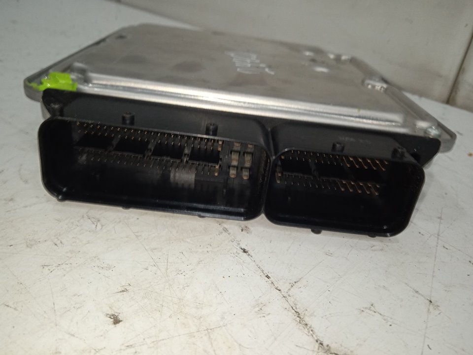 Centralita motor uce audi a6 berlina (4f2) 2.0 tdi