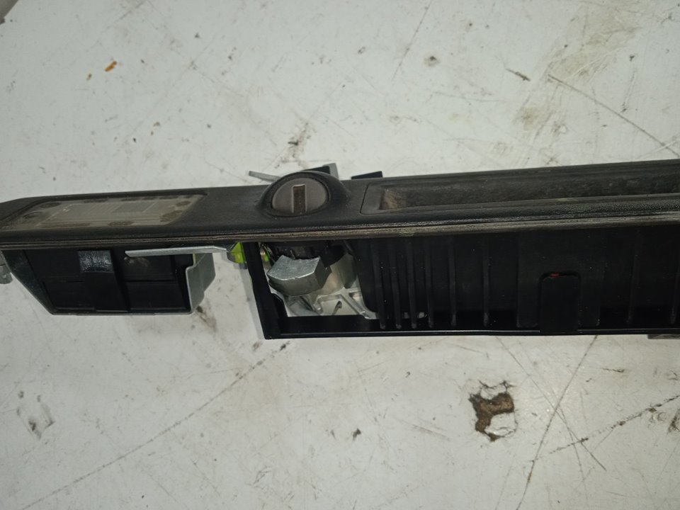 Maneta exterior porton audi a6 berlina (4f2) 2.0 tdi