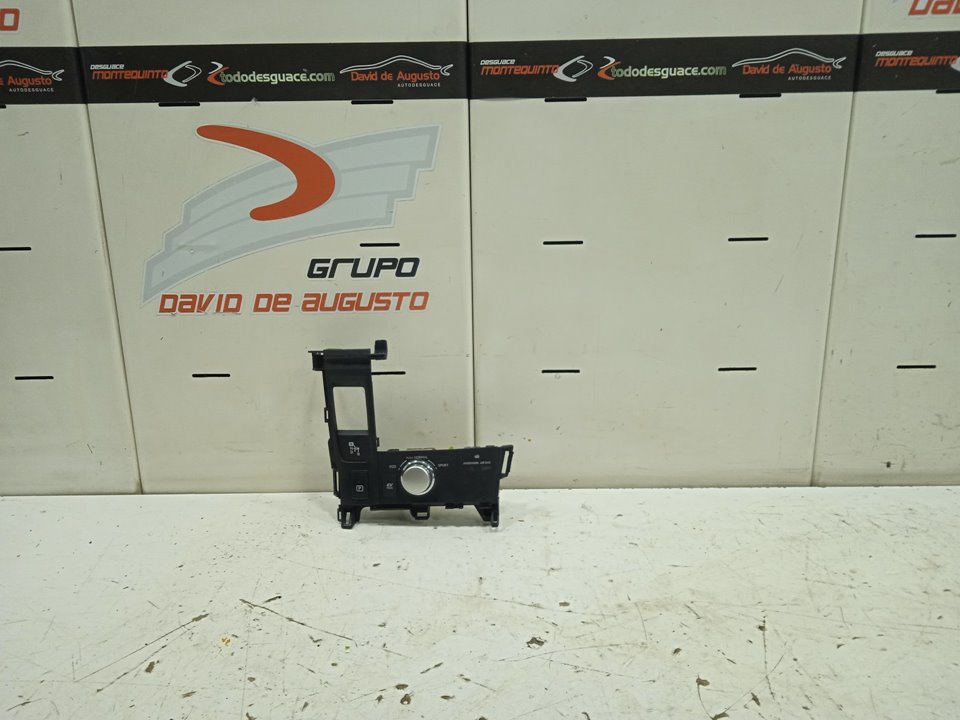 No identificado lexus ct (zwa10) 200h