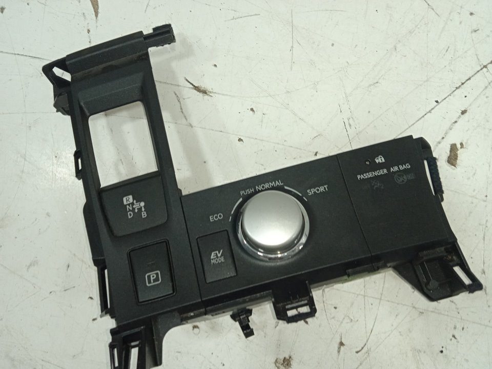 No identificado lexus ct (zwa10) 200h