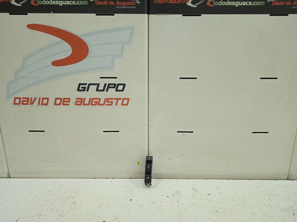 Mando elevalunas delantero derecho bmw serie 3 berlina (e46) 320i edition advance