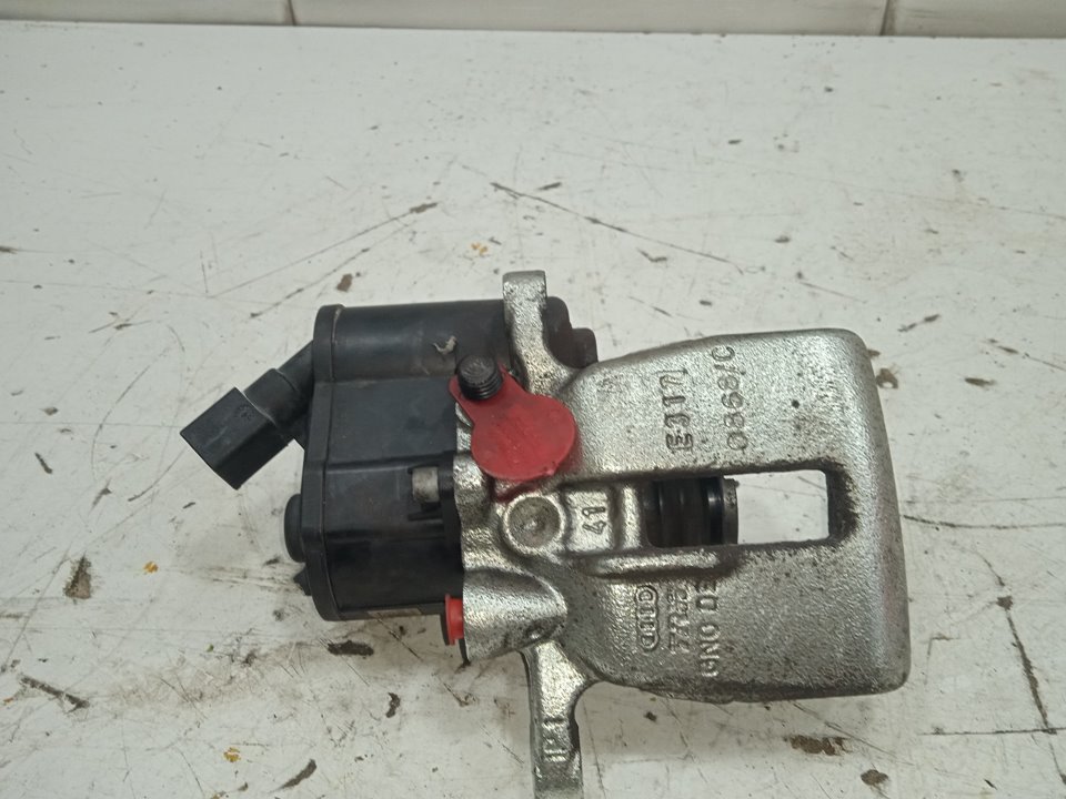 Pinza de freno trasera derecha audi a6 berlina (4f2) 2.0 tdi