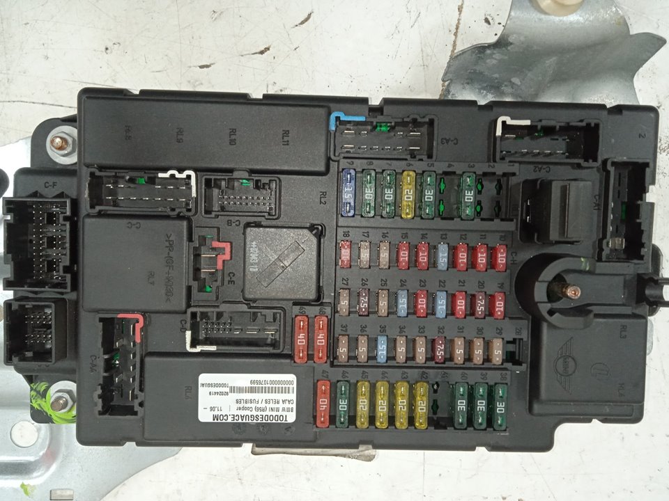 Caja reles / fusibles bmw mini (r56) cooper