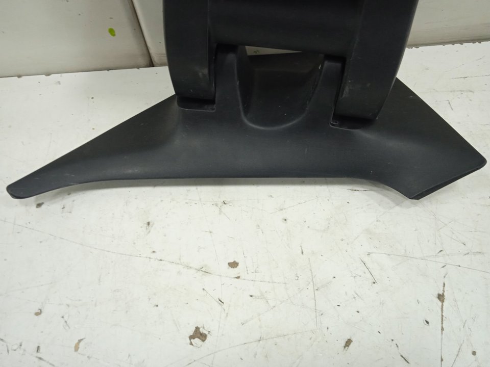 Retrovisor derecho   no identificado