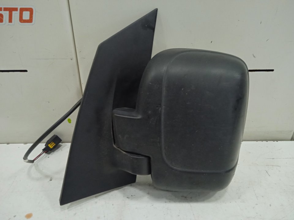 Retrovisor izquierdo l1h1 furgón active