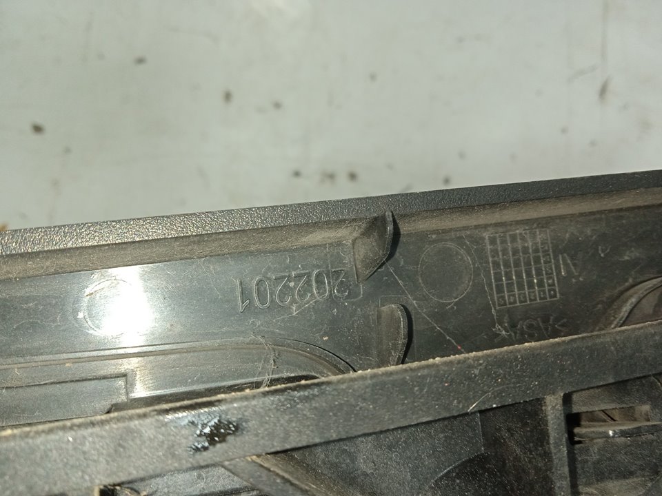 Retrovisor izquierdo cabina simple 35 s... batalla