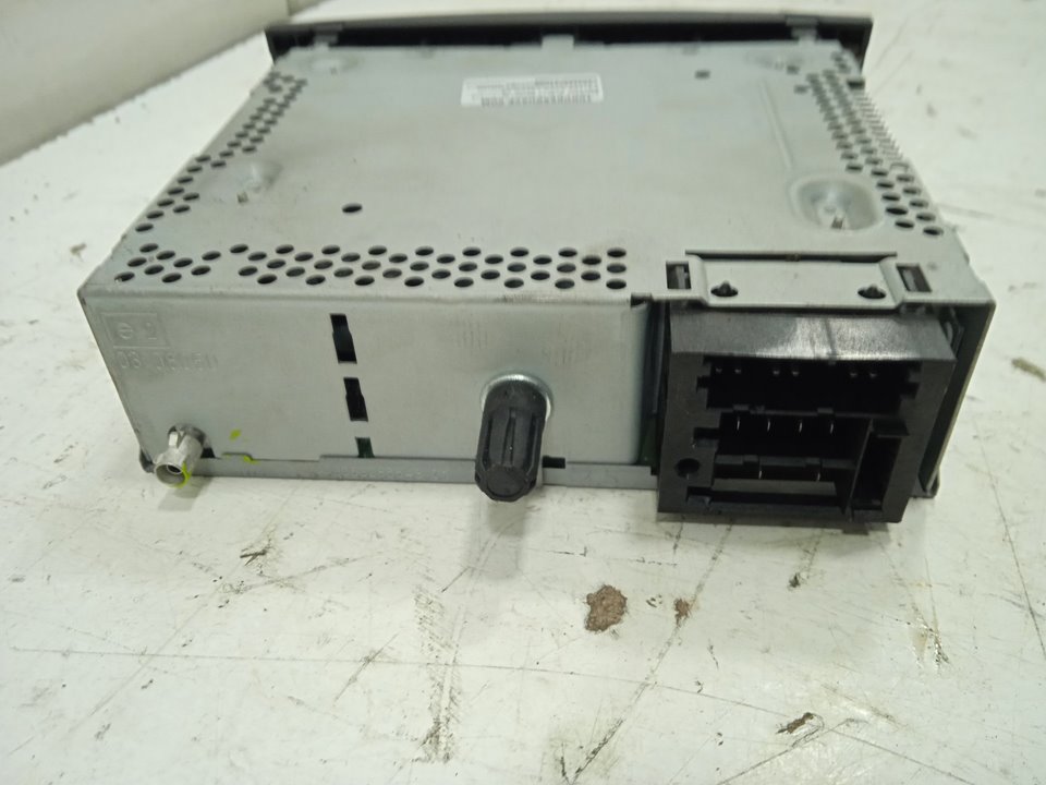 Sistema audio / radio cd renault clio iii confort dynamique