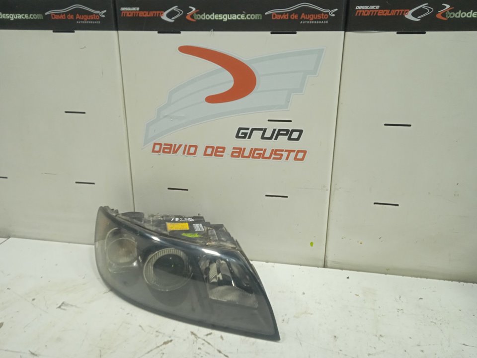Faro delantero volvo s40 berlina 2.0 d momentum