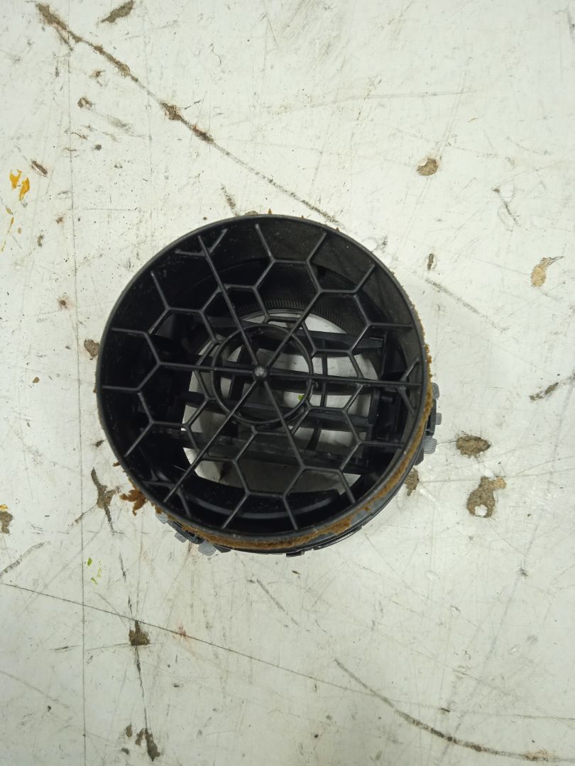 Aireador toyota yaris (p13) hybrid feel!