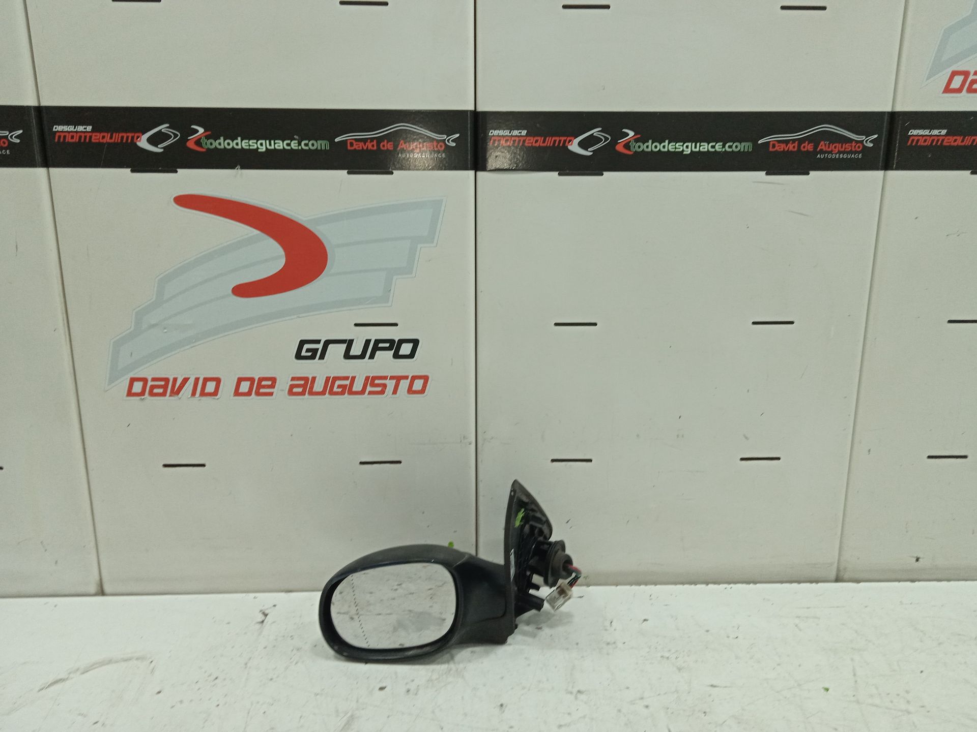 Retrovisor izquierdo peugeot 206 xs