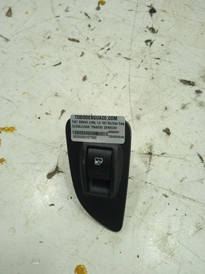 Mando elevalunas trasero derecho fiat ii bravo (198) 1.6 16v multijet easy (77kw)