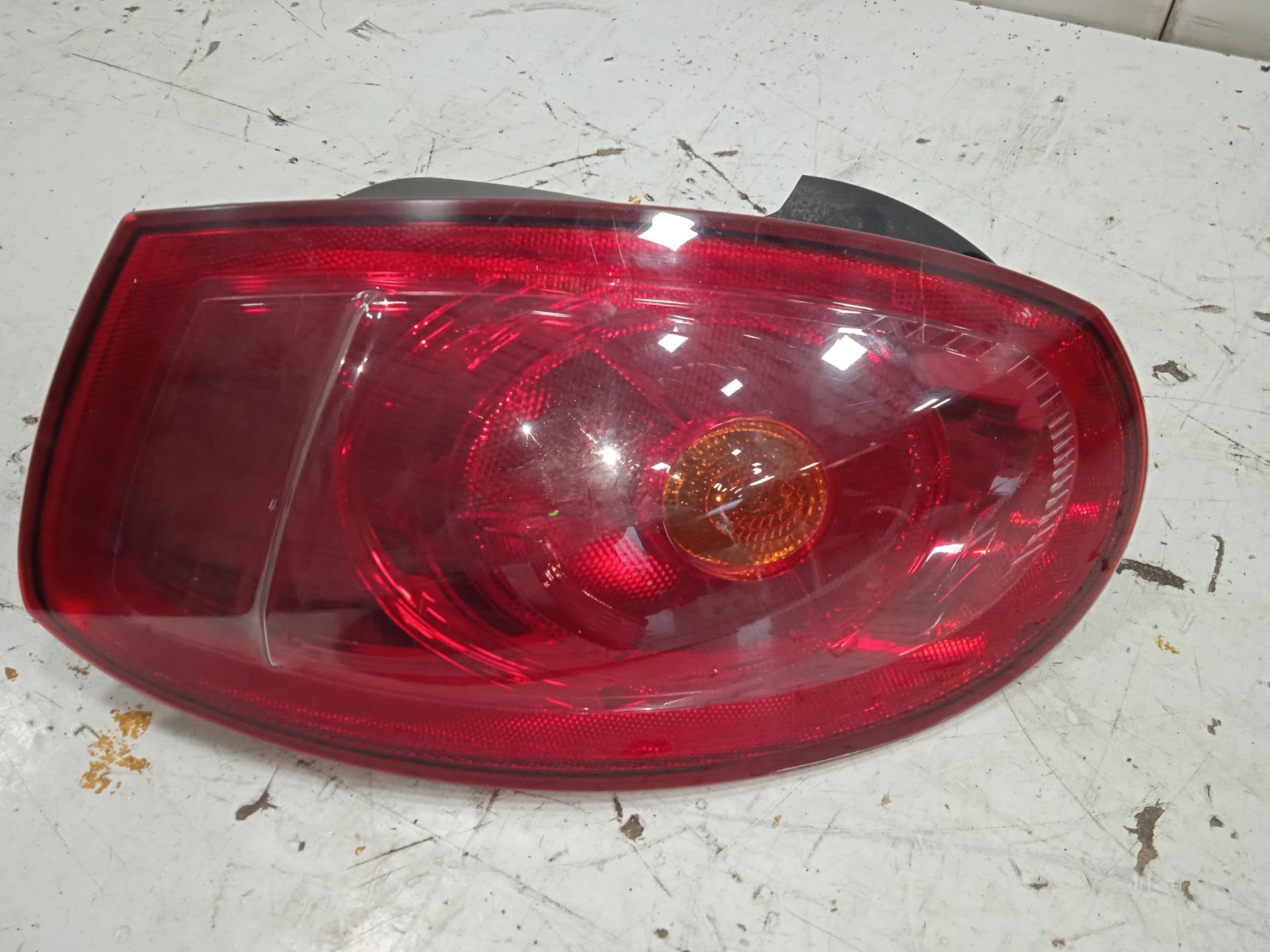 Piloto trasero izquierdo fiat ii bravo (198) 1.6 16v multijet easy (77kw)