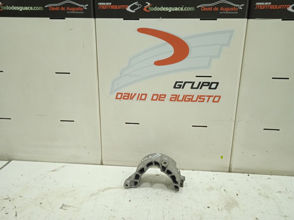 Soporte alternador citroen c4 berlina 