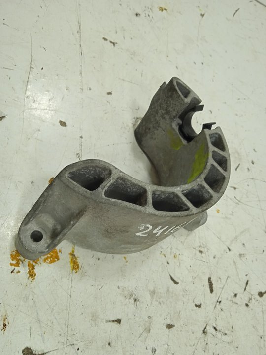 Soporte alternador citroen c4 berlina 