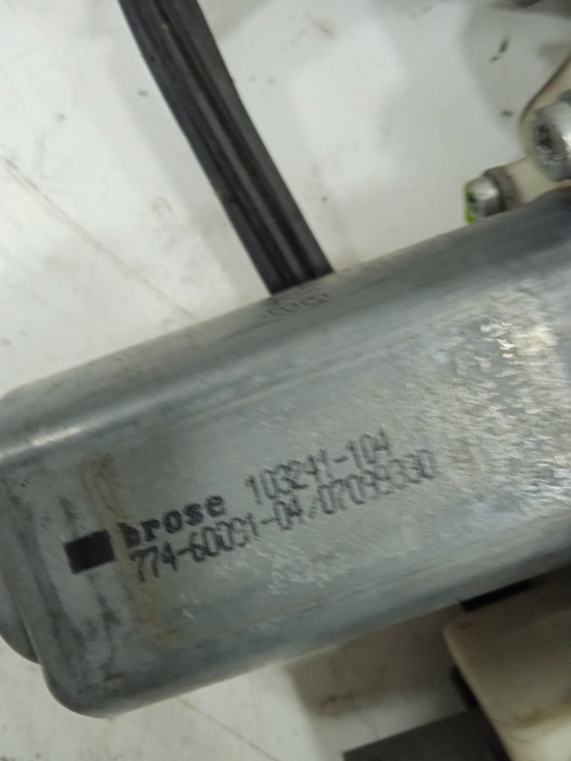 Elevalunas delantero izquierdo ford mondeo berlina (ge) ambiente (06.2003) (d)
